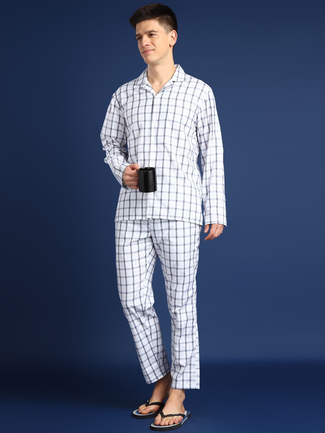 

English Navy Men Wrinkle Resistant Checked Lapel Collar Night suit, White