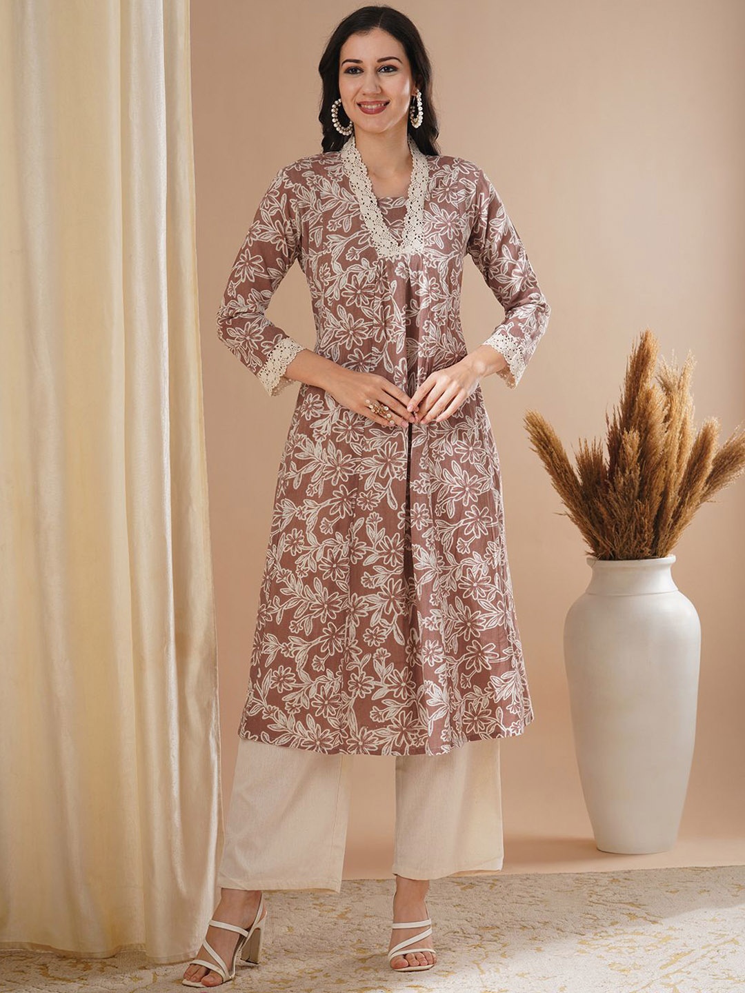 

FASHOR Floral Printed Panelled Thread Work Pure Cotton Kurta With Palazzos, Brown