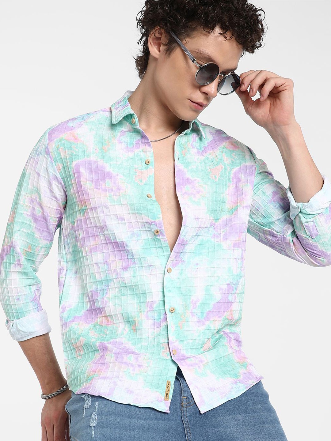 

Campus Sutra Men Comfort Spread Collar Abstract Printed Cotton Casual Shirt, Green