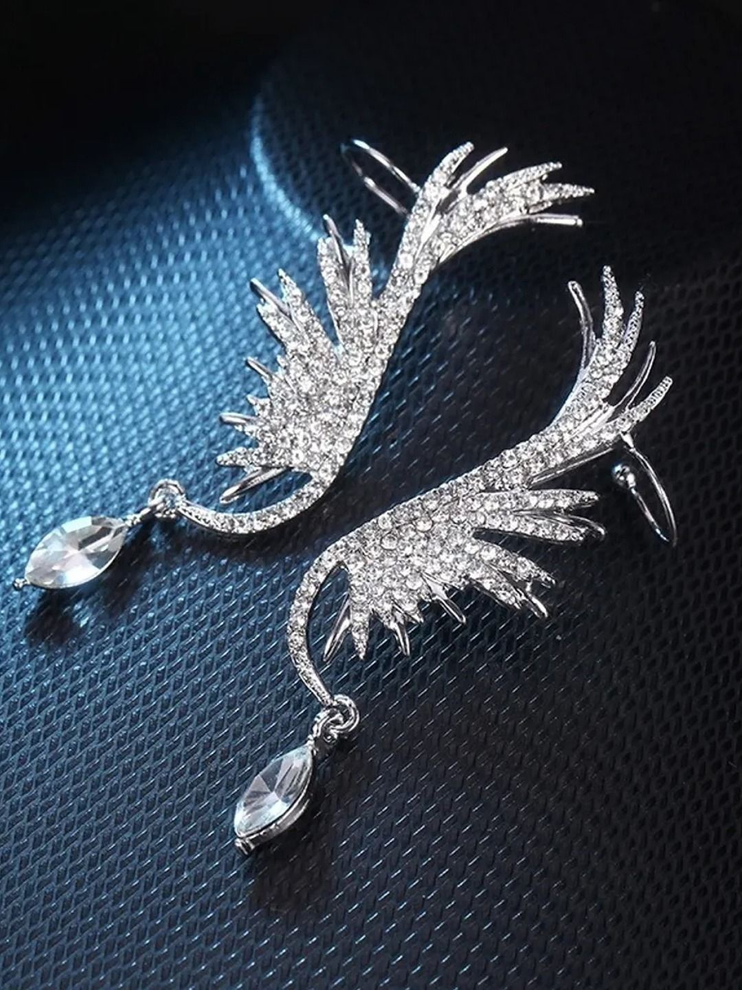 

KRENOZ Silver Plated Crystals Studded Classic Ear Cuff Earrings