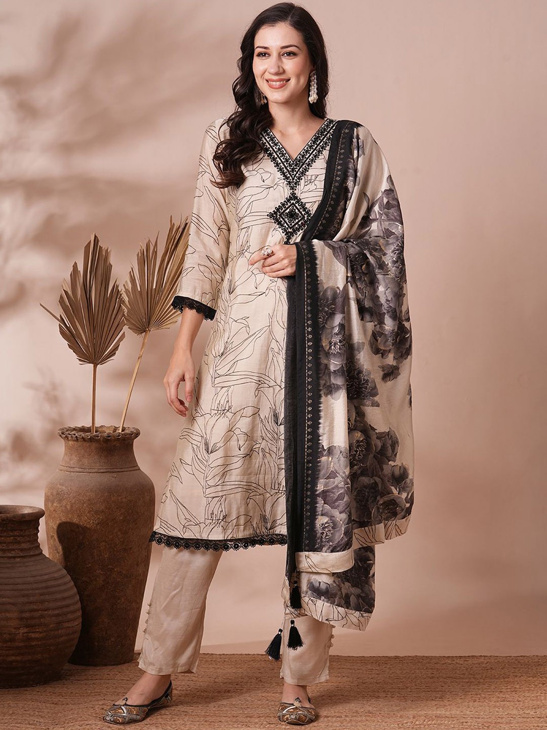 

FASHOR Floral Printed Mirror Work Straight Kurta With Trouser & Dupatta, Cream