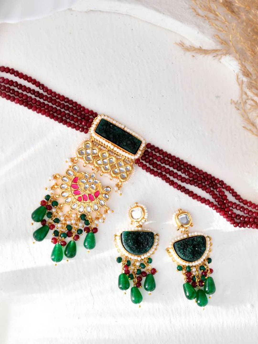 

DASTOOR Gold Plated Stone Studded & Beaded Jewellery Set