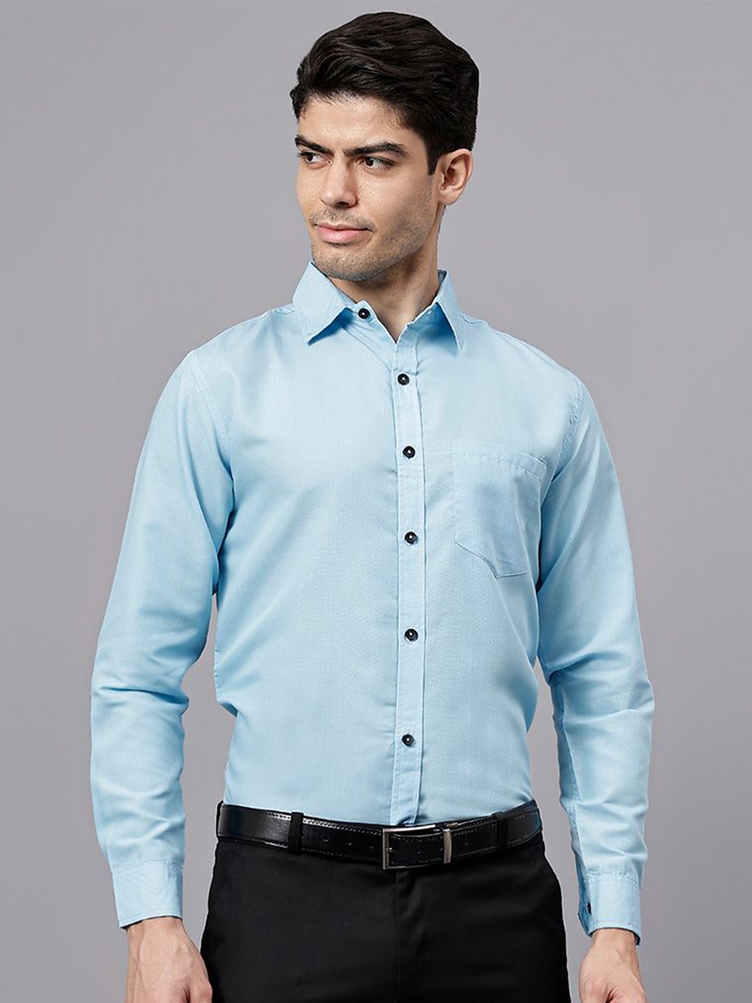 

Vida Loca Men India Slim Spread Collar Solid Cotton Relaxed Fit Formal Shirt, Blue