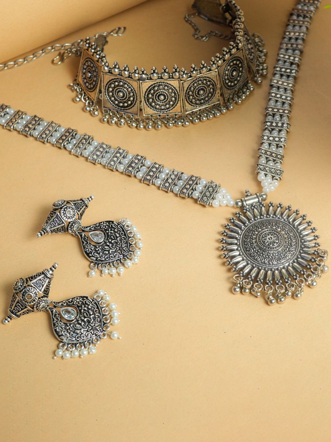 

VIRAAS Silver-Plated & Beaded Jewellery Set