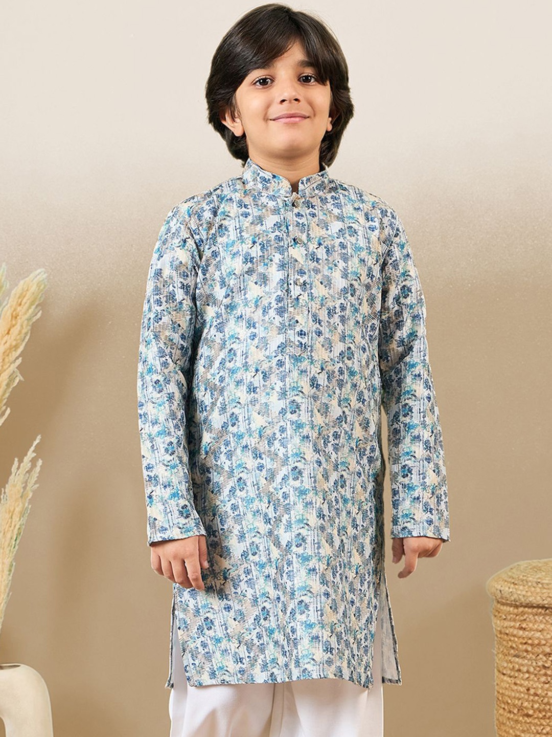 

YK Boys Cotton Printed Mandarin Collar Long Sleeves Kurtas, Blue