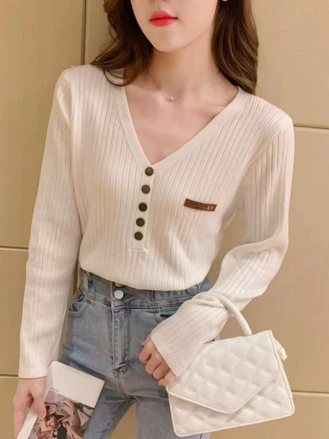 

StyleCast Women Solid V-Neck Top, Cream
