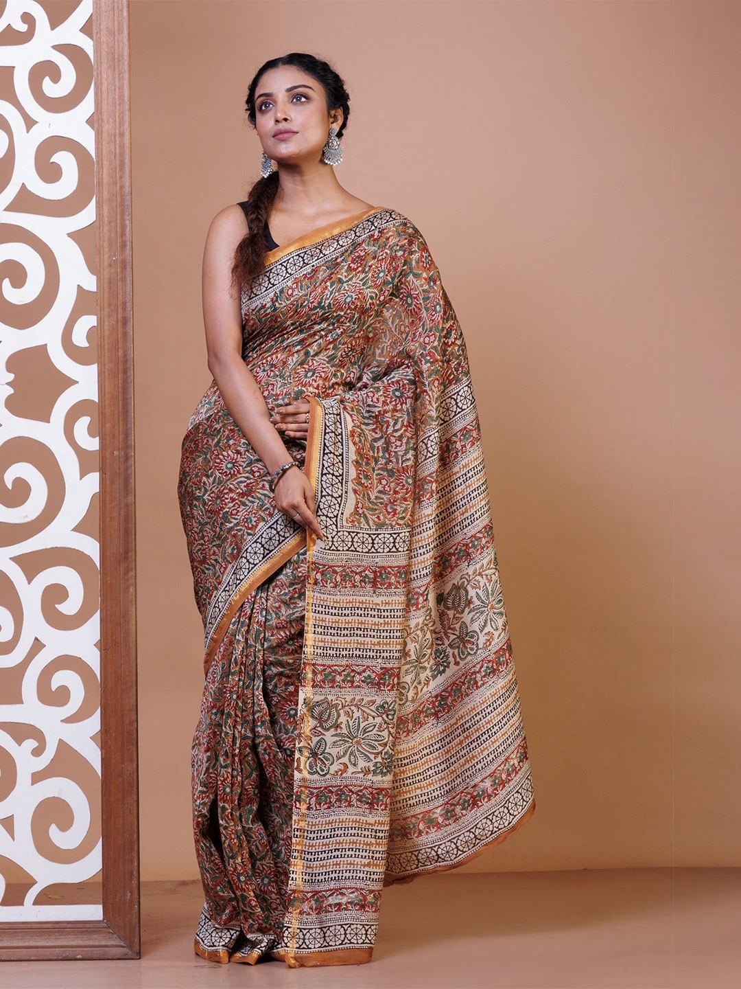 

Unnati Silks Ethnic Motifs Printed Zari Chanderi Saree, Brown