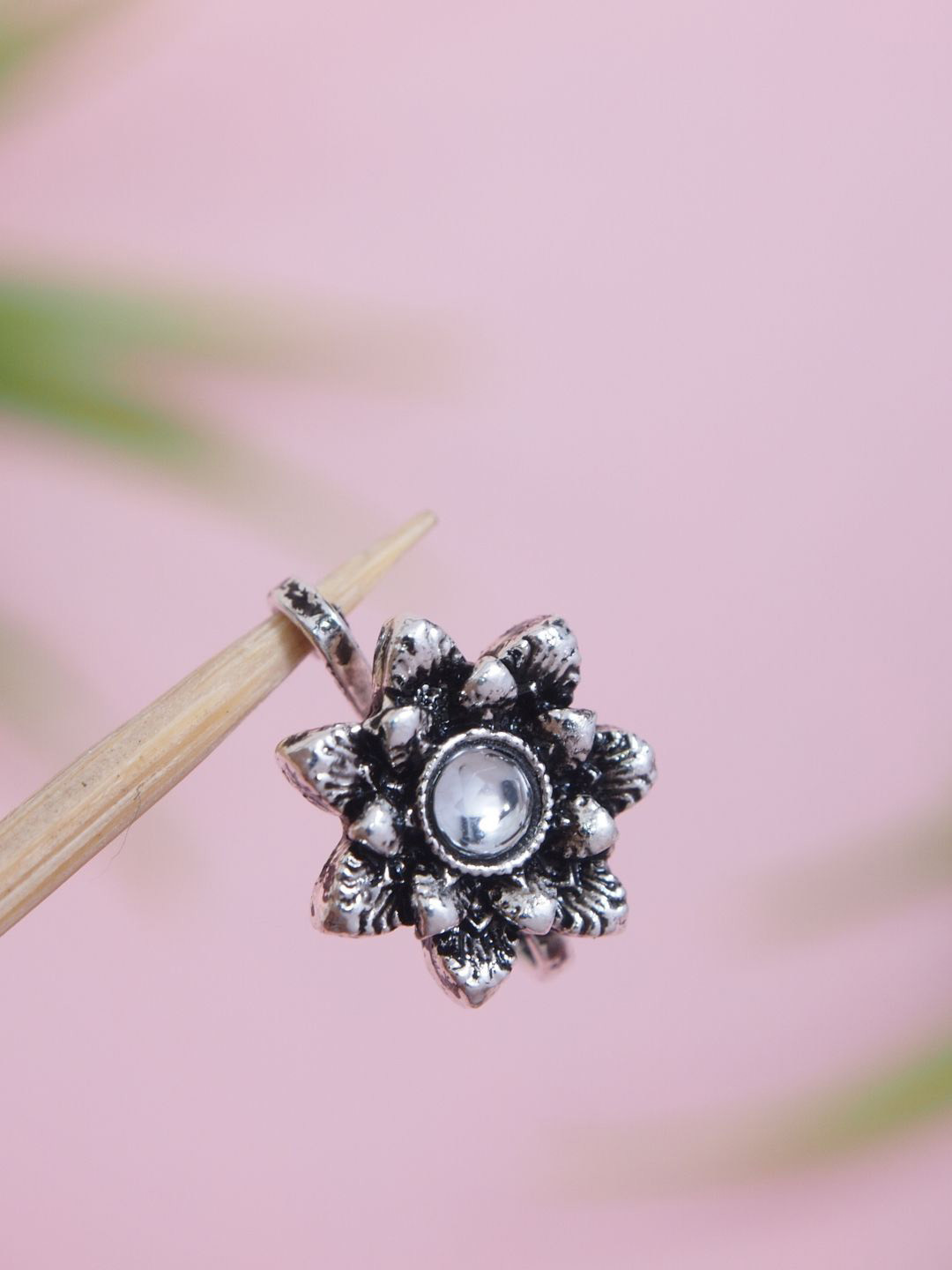 

I Jewels Silver-Plated Clip On Stud Nosepin
