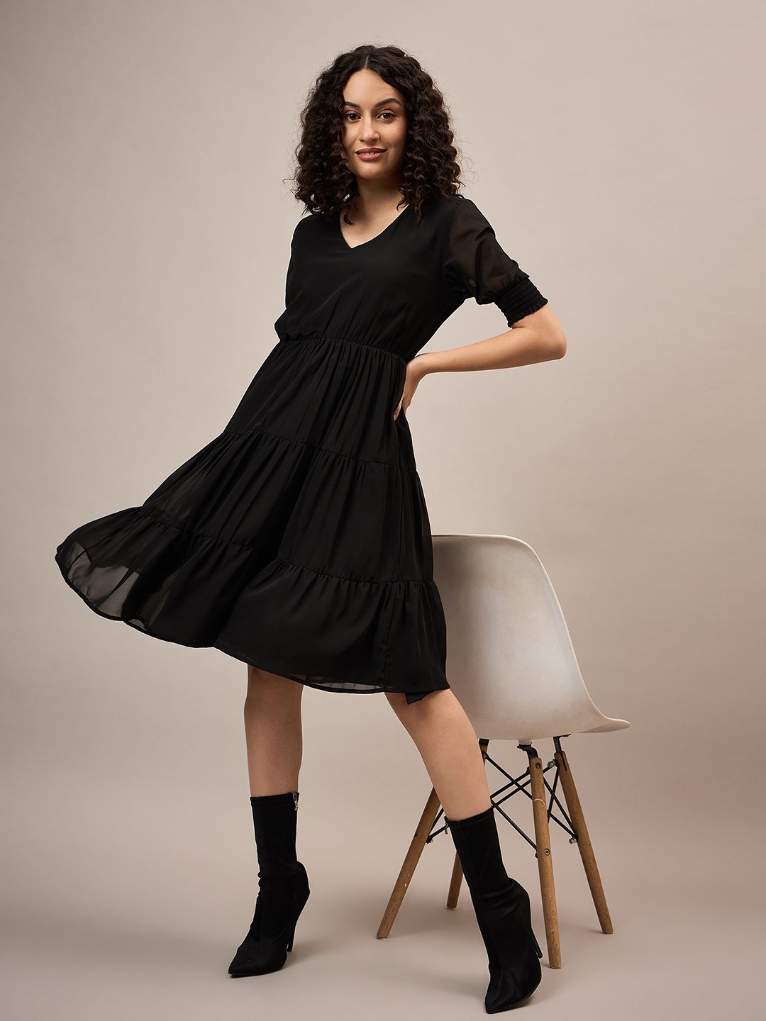 

The Roadster Lifestyle Co Short Sleeve Midi Dresses, Black