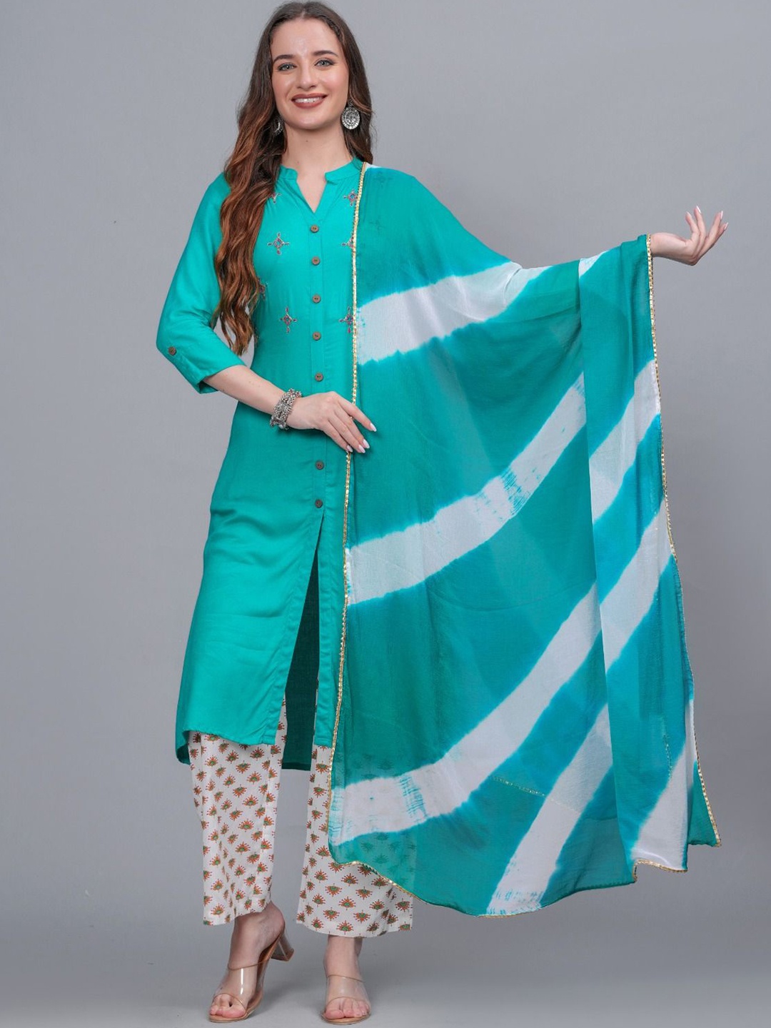 

MAUKA Women Embroidered Regular Kurta with Palazzos & With Dupatta, Turquoise blue