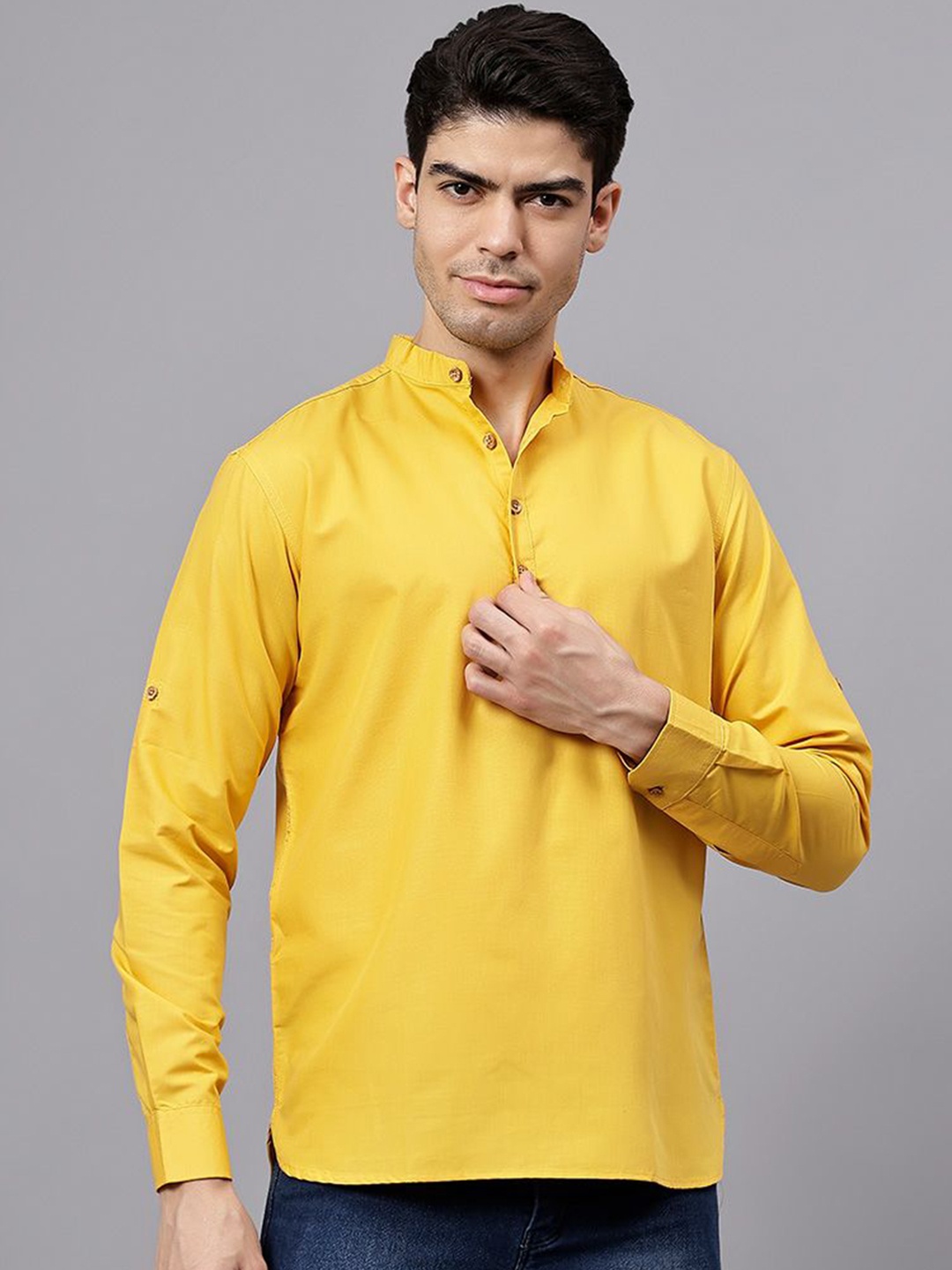 

TrendiVastra Mandarin Collar Roll-Up Sleeves Slim Fit Short Kurta, Yellow