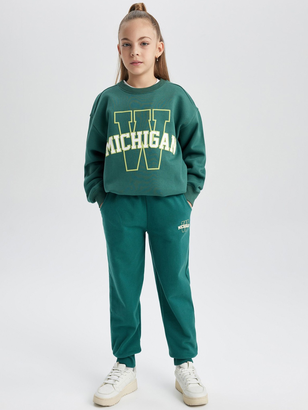 

DeFacto Girls Joggers Trouser, Teal
