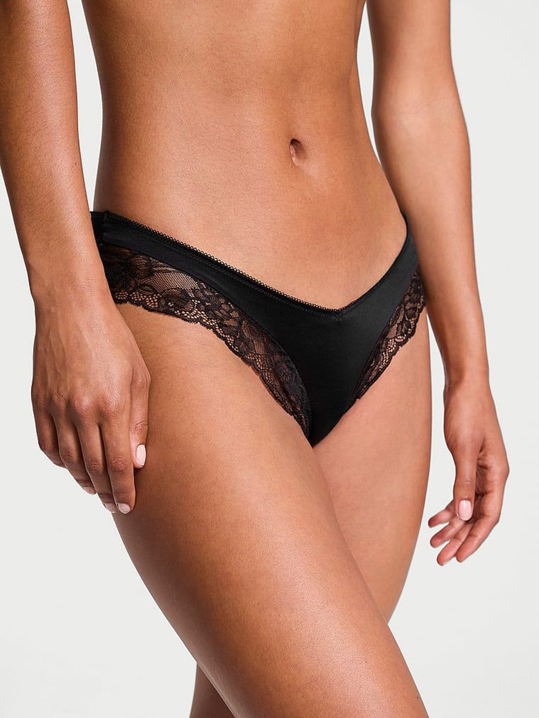 

Victoria's Secret Women Lace Bikini Brief, Black