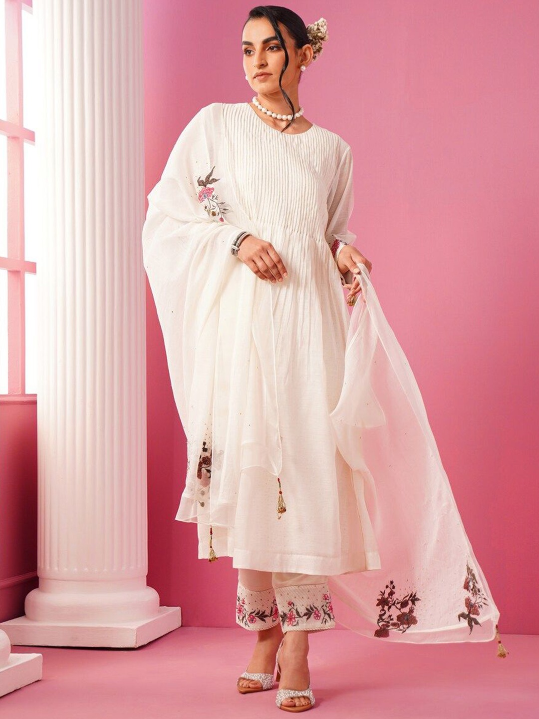 

JAYPORE Pleated A-Line Kurta With Trouser, Off white