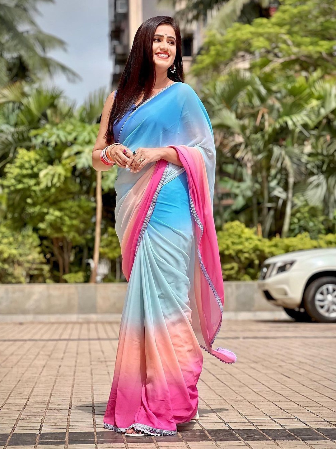 

QENY Ombre Pure Silk Holi Saree, Blue