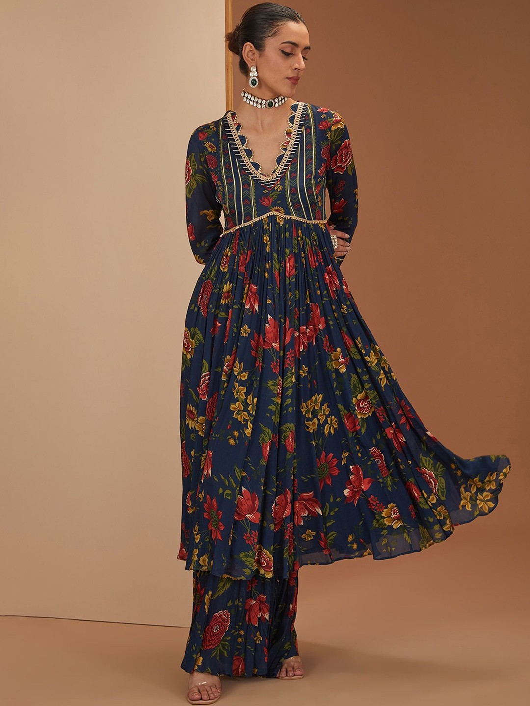 

neha khullar Women Floral Printed Patchwork Handloom Anarkali Kurta, Blue