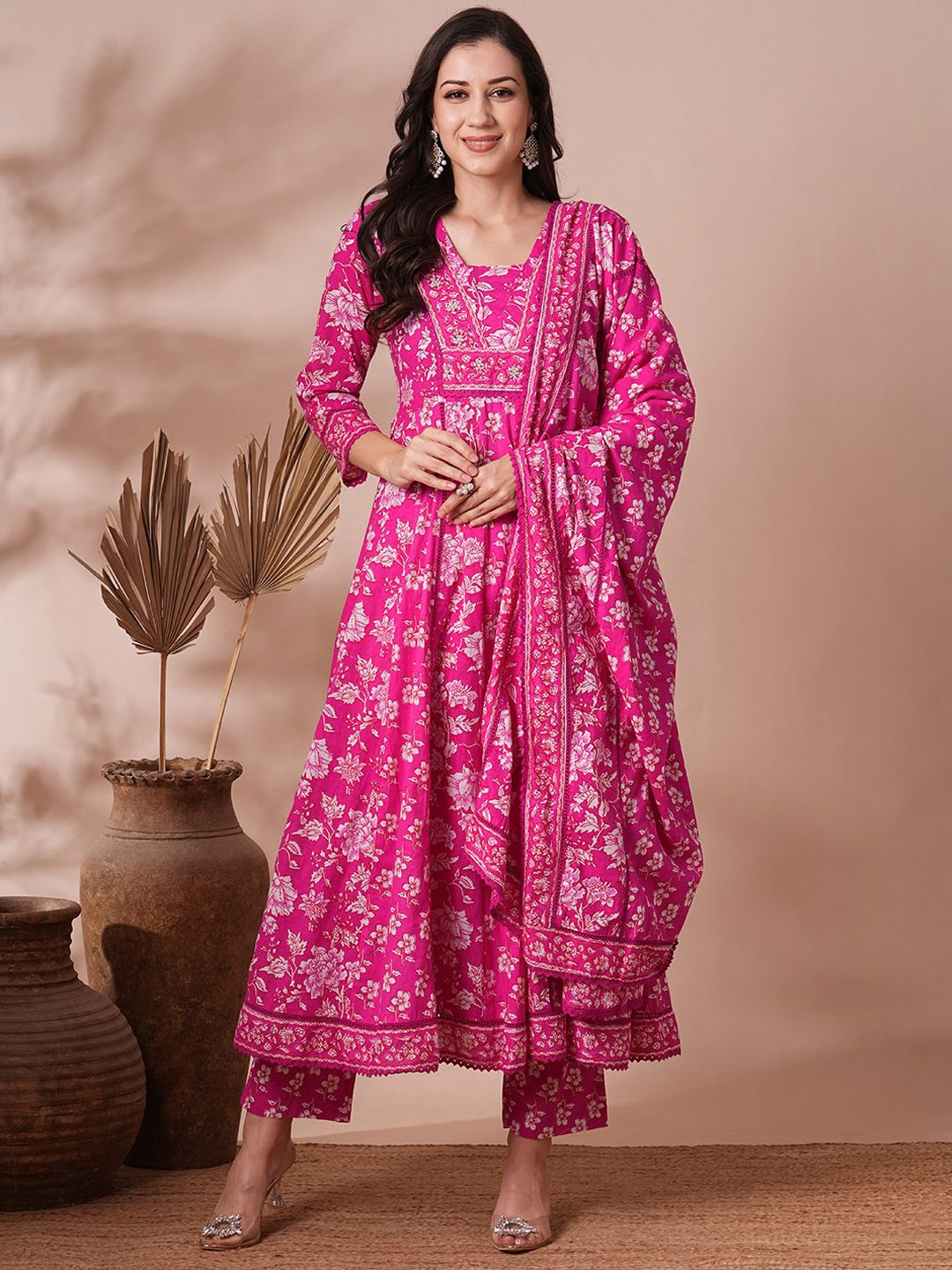 

FASHOR Floral Printed Panelled Sequinned Pure Cotton Kurta With Palazzos & Dupatta, Pink