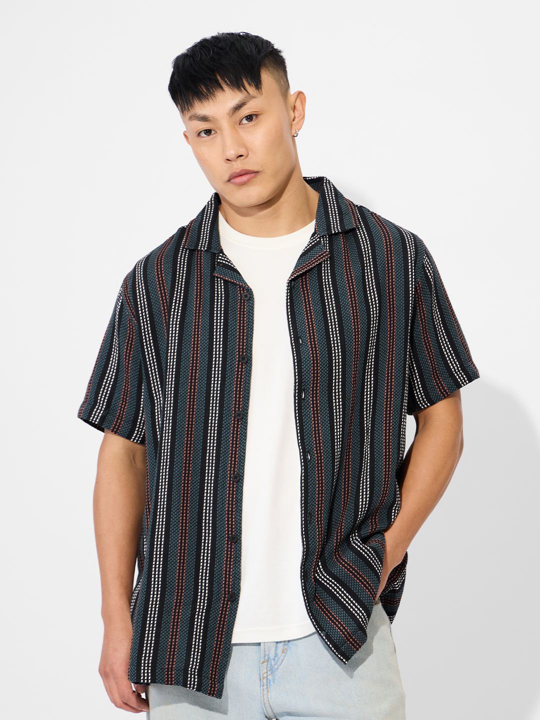 

The Souled Store Men Spread Collar Vertical Striped Cotton Casual Shirt, Green