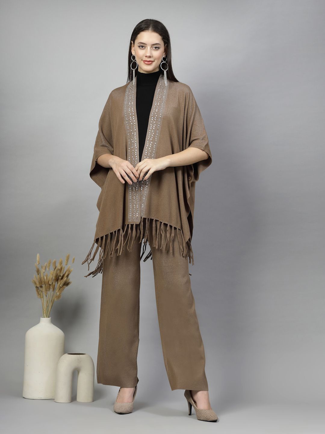 

Mafadeny Mock Neck Top & Shrug With Trousers, Khaki