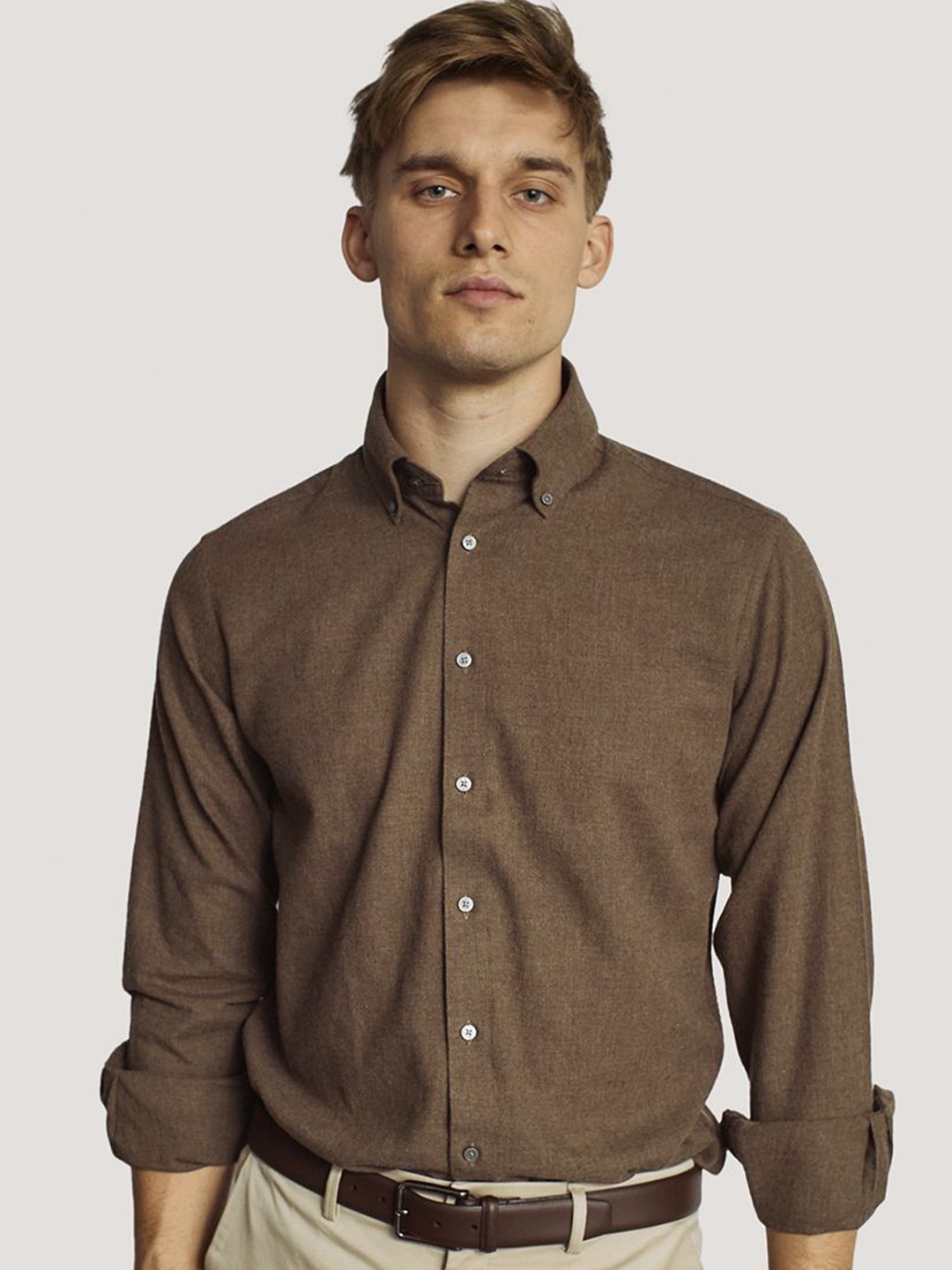 

Bruun & Stengade Men Button-Down Collar Solid Cotton Casual Shirt, Brown