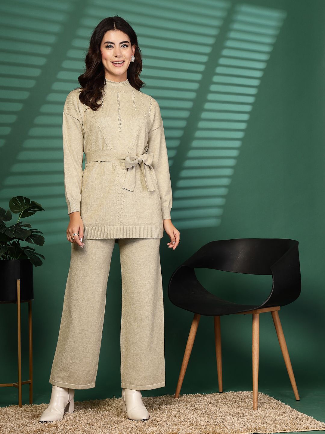 

Mafadeny Mock Neck Long Sleeves Top With Trouser, Off white