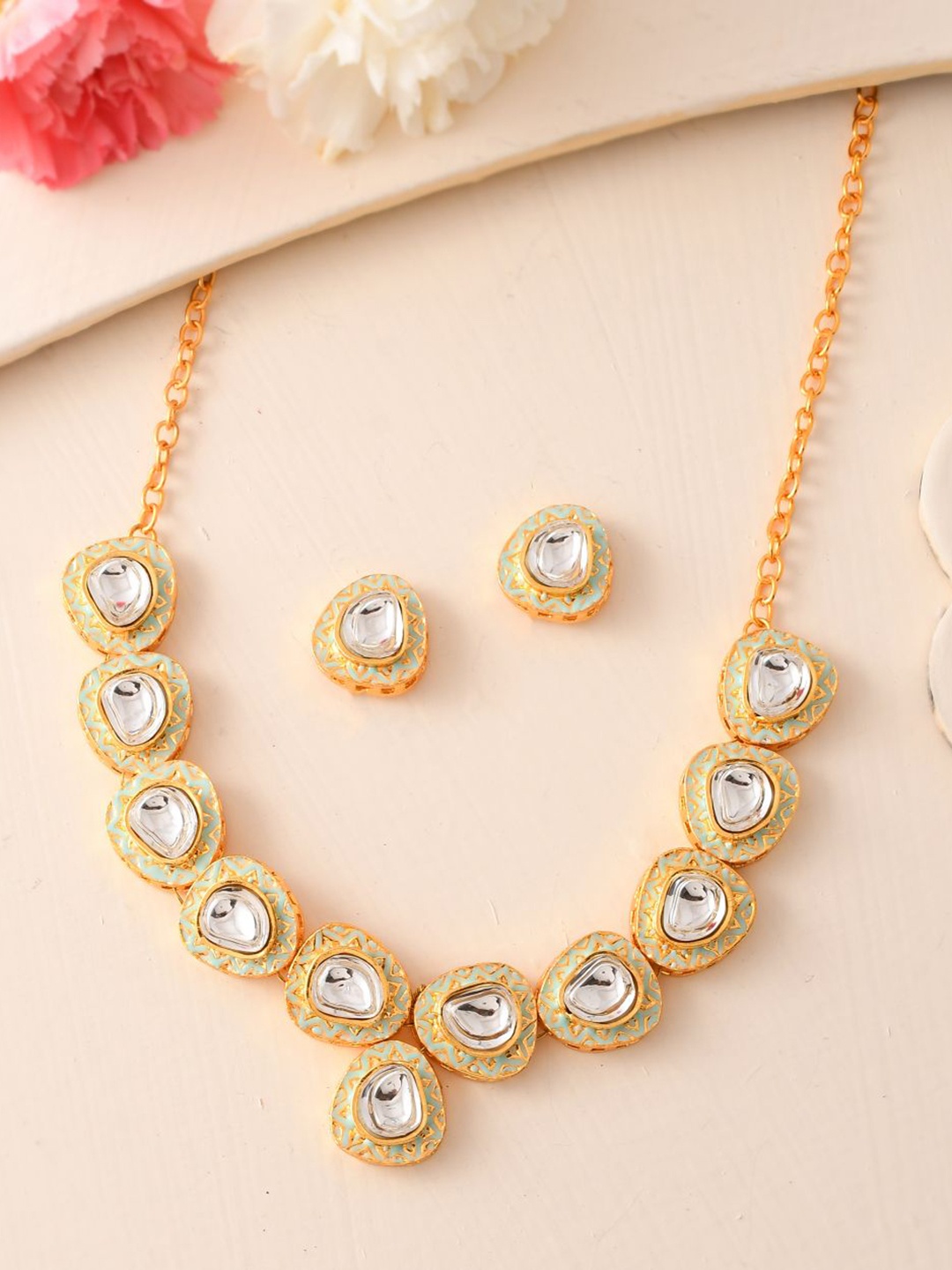 

DASTOOR Gold-Plated Stones Studded Necklace Set