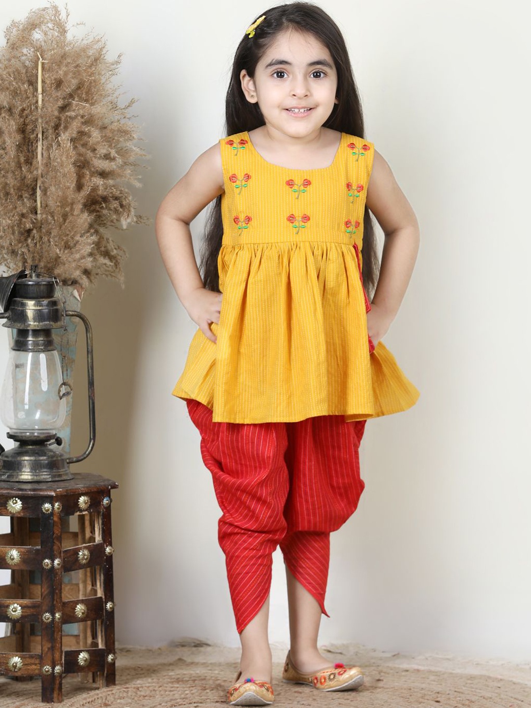 

Here&Now X Kinder Kids Girls Printed Pure Cotton Kurti With Dhoti Pants, Peach