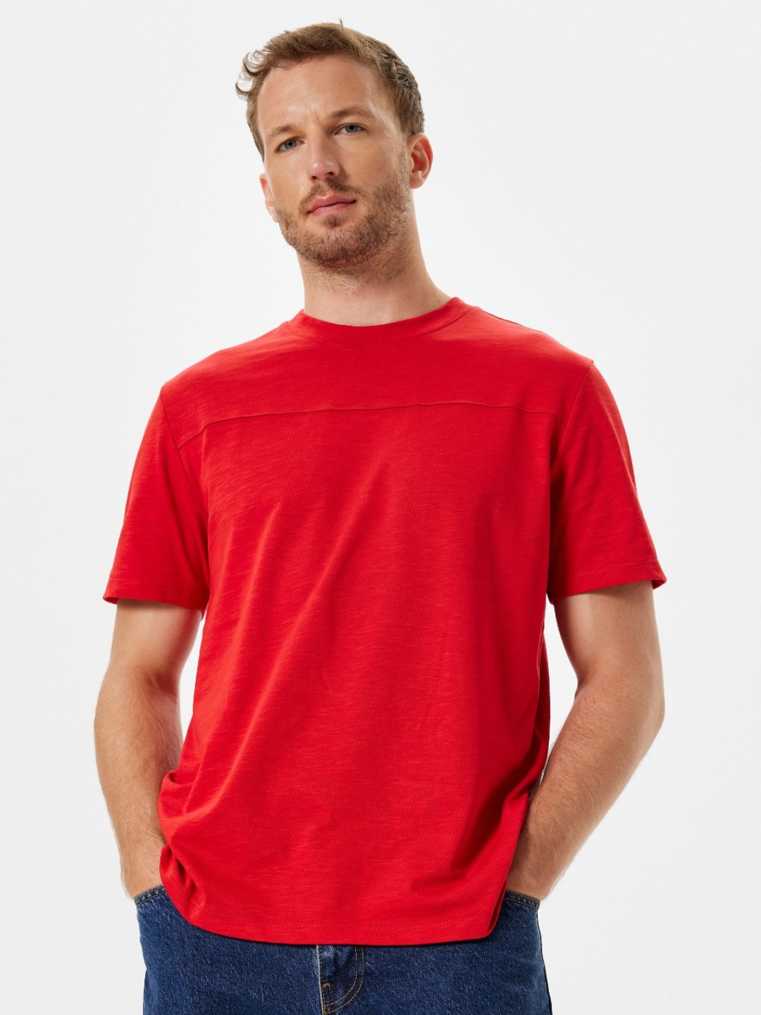 

Koton Men Solid Round Neck Cotton T-shirt, Red
