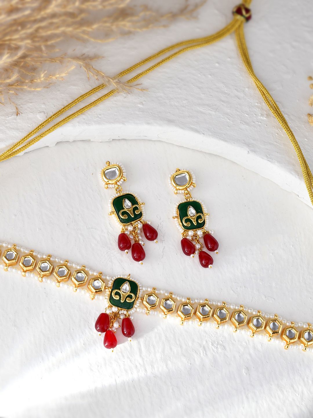 

DASTOOR Gold Plated Stone Studded & Beaded Jewellery Set