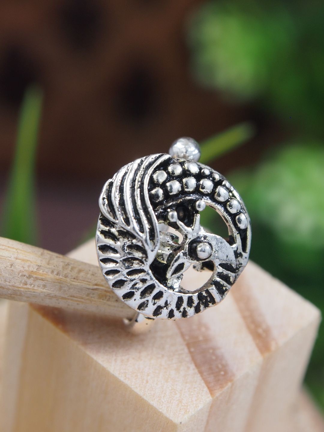 

I Jewels Silver-Plated Clip On Stud Nosepin