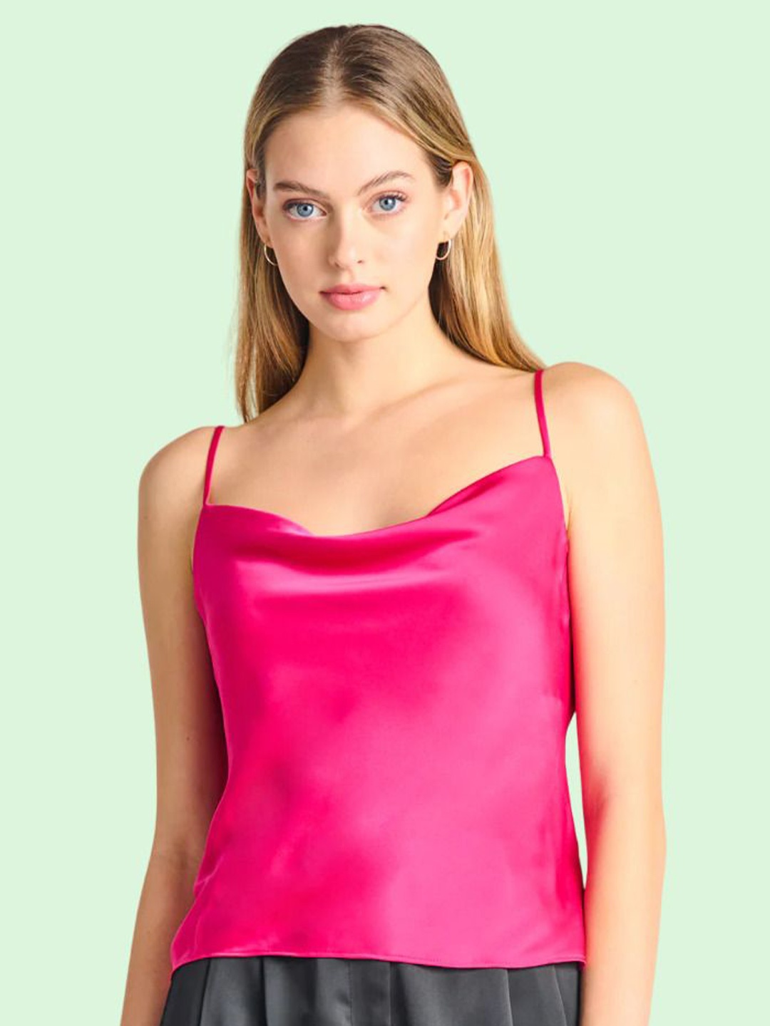 

Dracht Cowl Neck Solid Cami Crop Top, Pink