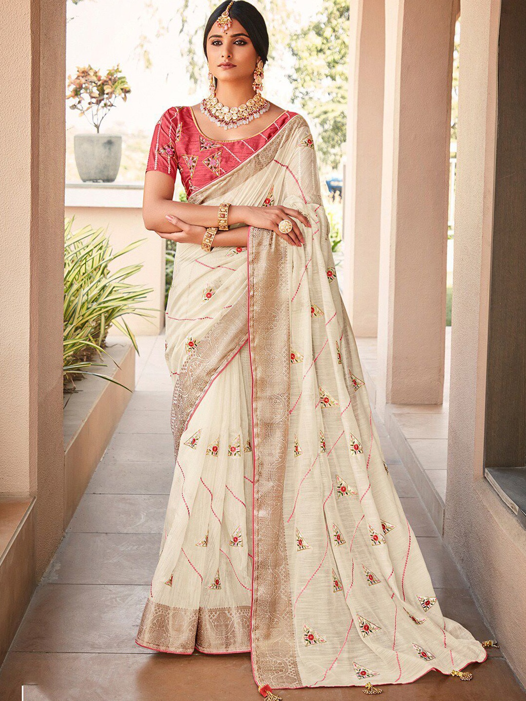 

NIRMAL CREATION Floral Embroidered Woven Design Zari Saree, Off white