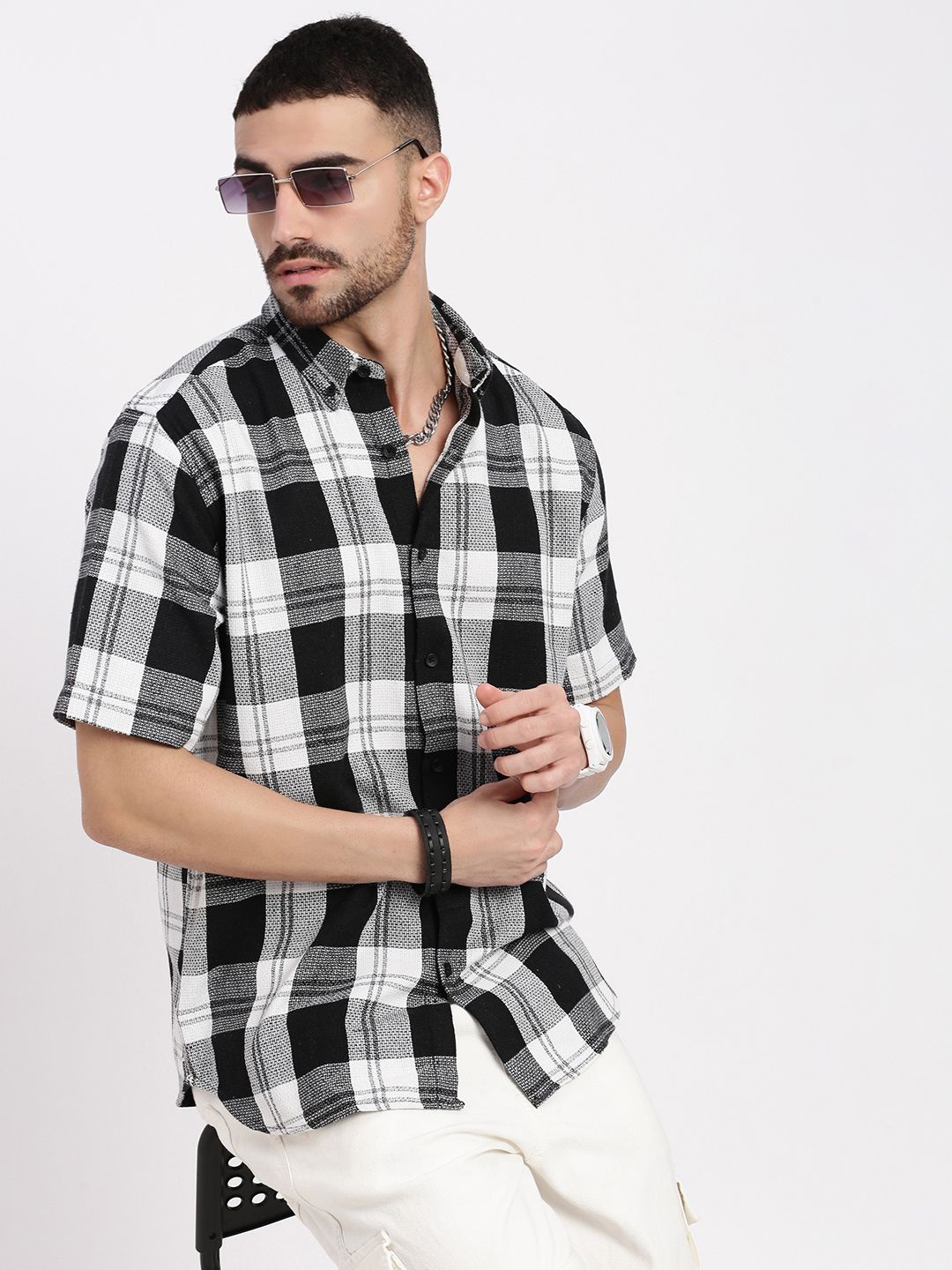 

SHOWOFF Men Comfort Spread Collar Tartan Checked Cotton Slim Fit Casual Shirt, Black