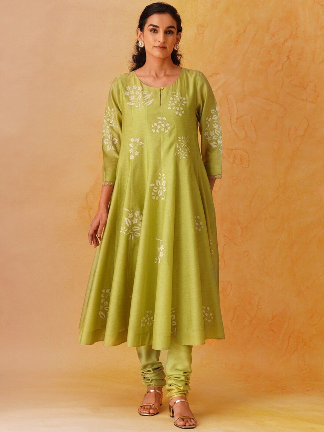 

JAYPORE Floral Printed A-Line Kurta With Churidar & Dupatta, Lime green