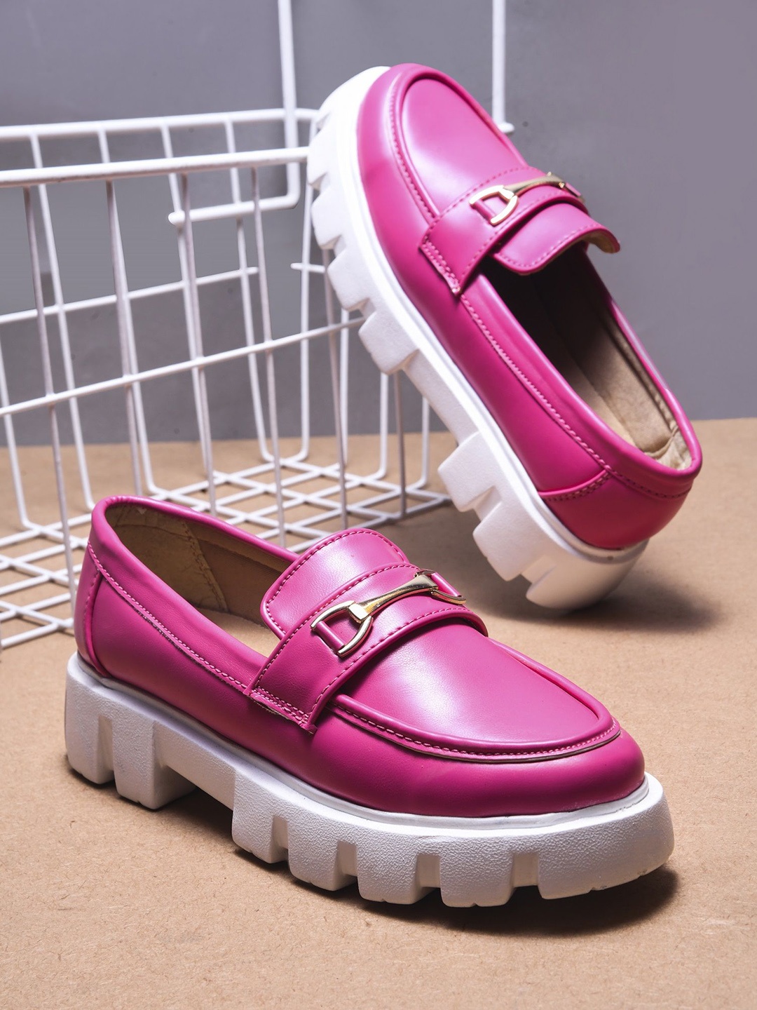 

Try Me Women Slip-On Round Toe Patent Leather Loafers, Pink