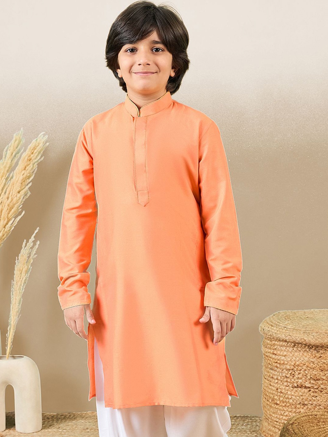 

YK Boys Solid Mandarin Collar Long Sleeves Kurtas, Orange