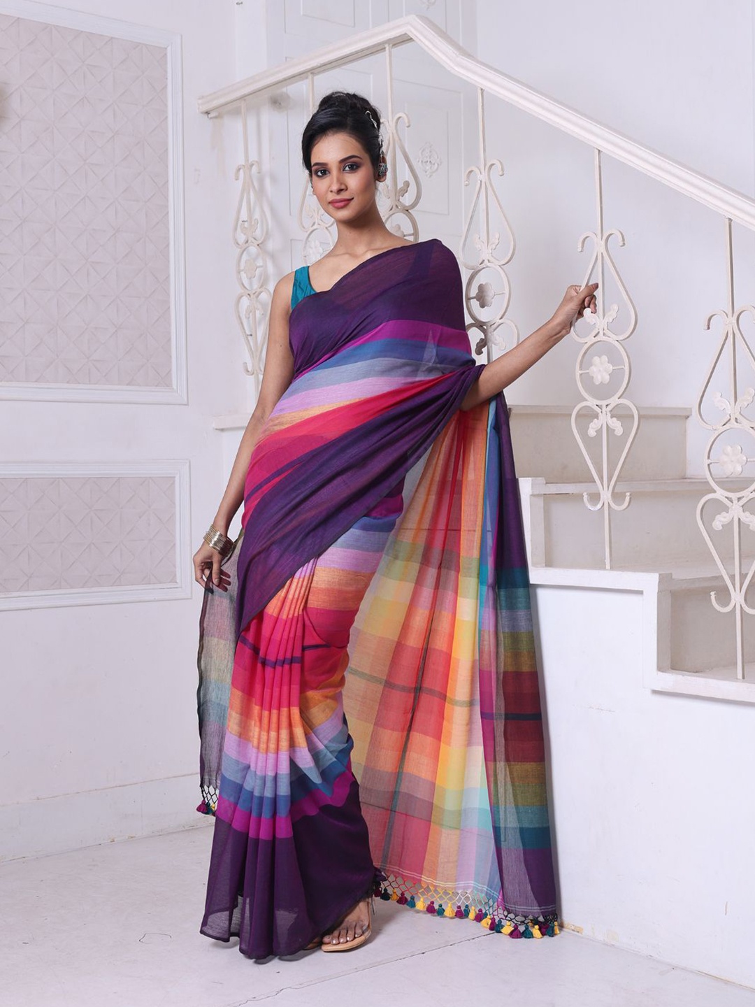 

Charukriti Colourblocked Pure Cotton Saree With Blouse Piece, Violet