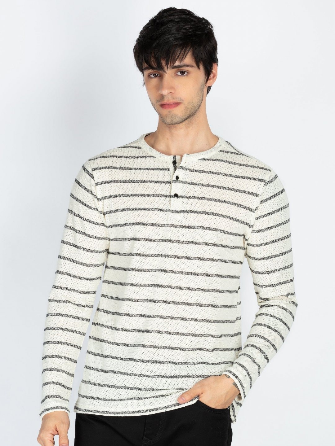 

Status Quo Men Striped Henley Neck T-shirt, Off white