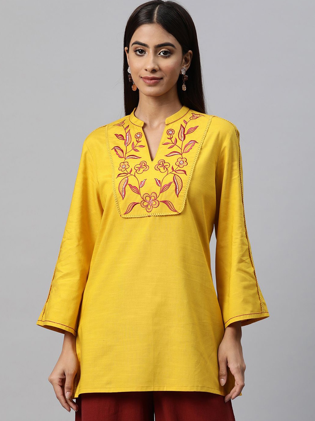 

Nayam By Lakshita Women Floral Embroidered Pure Cotton Kurti, Yellow