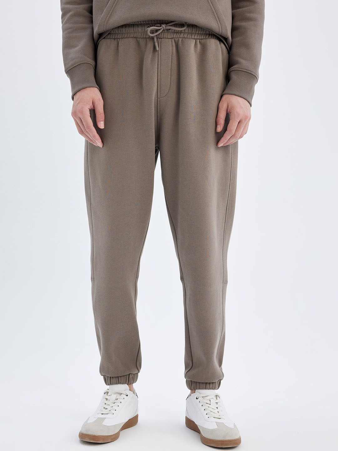 

DeFacto Men Joggers Trousers, Na