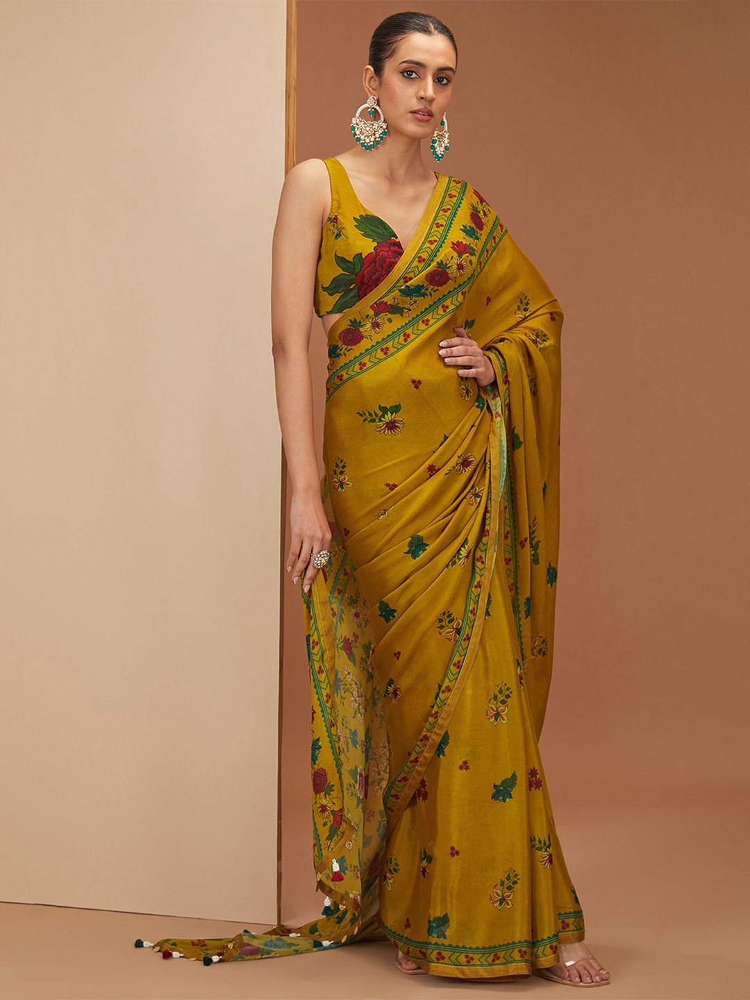 

neha khullar Floral Printed Saree, Mustard