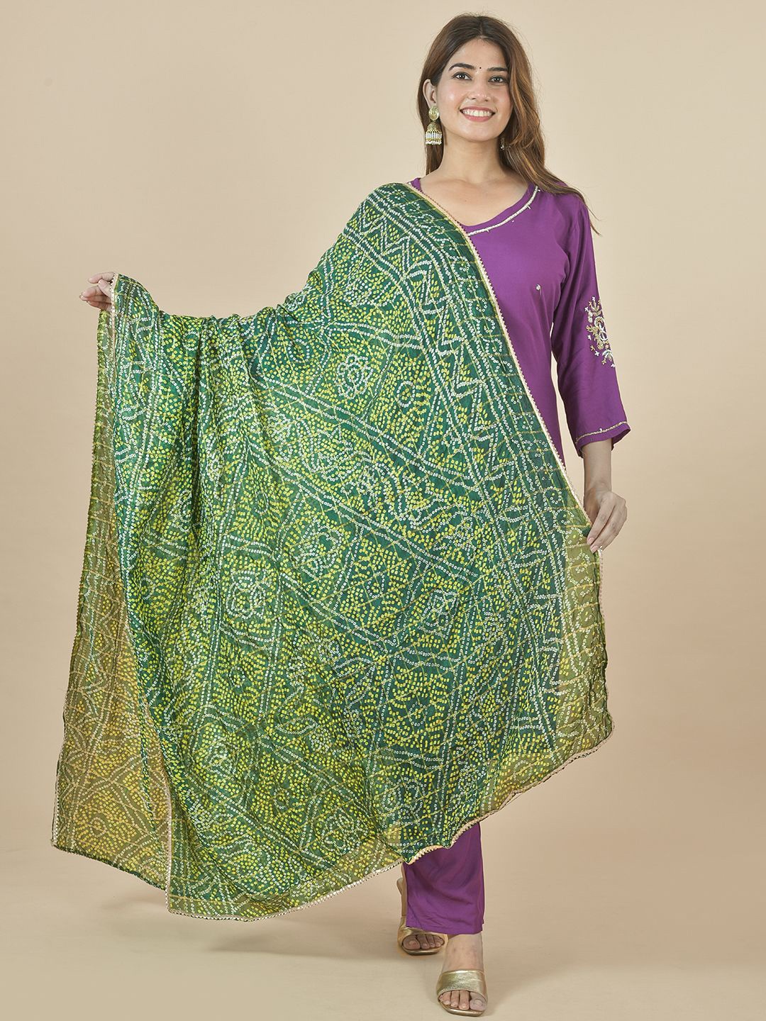 

LA FEMINAE Bandhani Printed Dupatta, Green