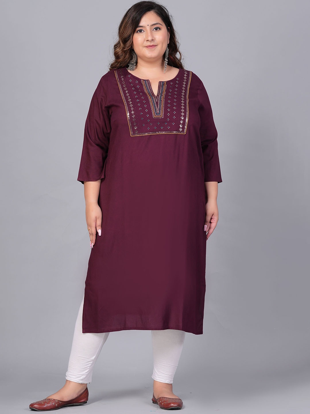 

Sztori Women Yoke Design Flared Sleeves Thread Work Kurta, Burgundy