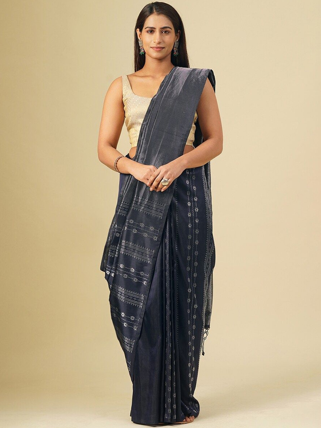 

JAYPORE Woven Design Zari Pure Silk Saree, Grey