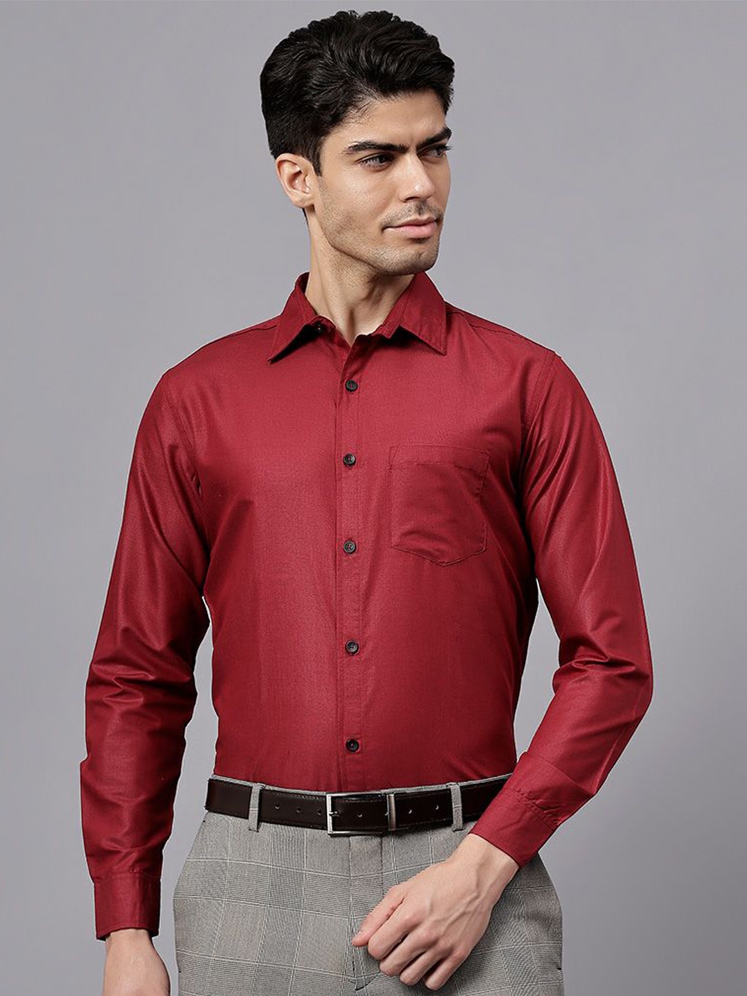 

TrendiVastra Men India Slim Spread Collar Solid Cotton Slim Fit Formal Shirt, Maroon