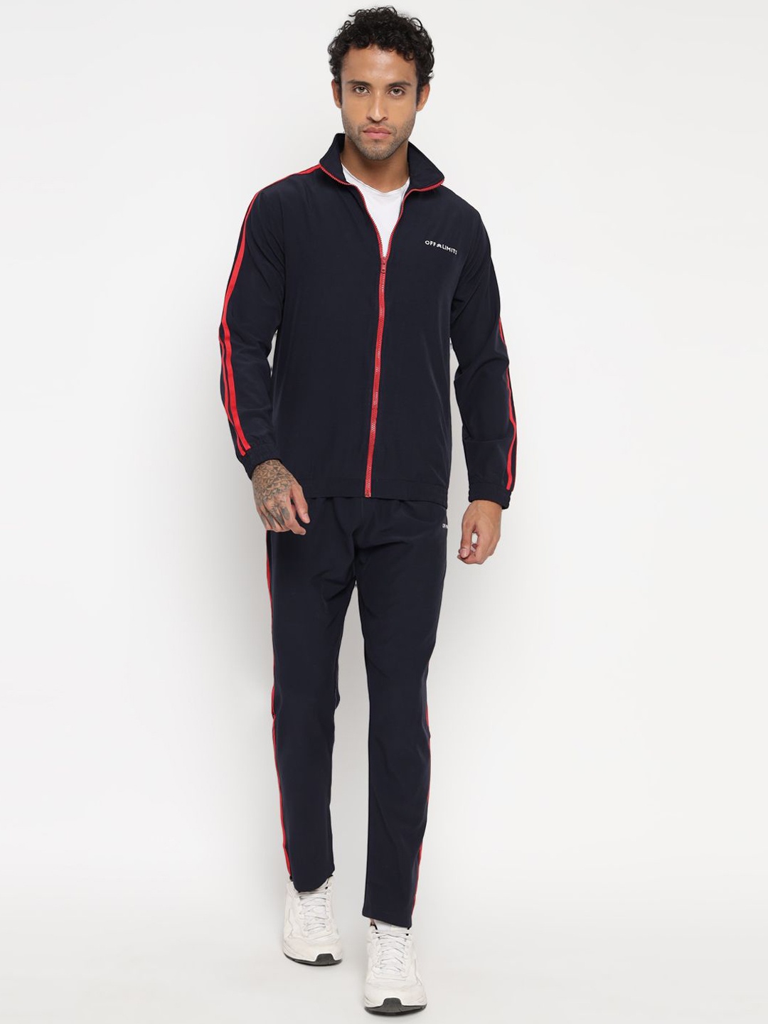 

OFF LIMITS Men Sweatshirt & joggers Tracksuit, Grey