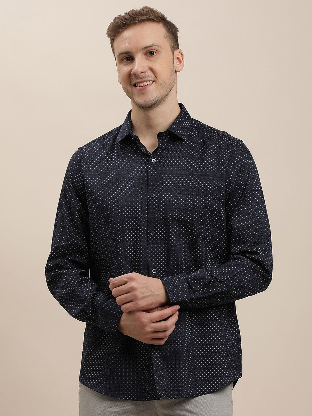 

Turtle Men Classic Spread Collar Micro Ditsy Printed Lyocell Slim Fit Formal Shirt, Navy blue