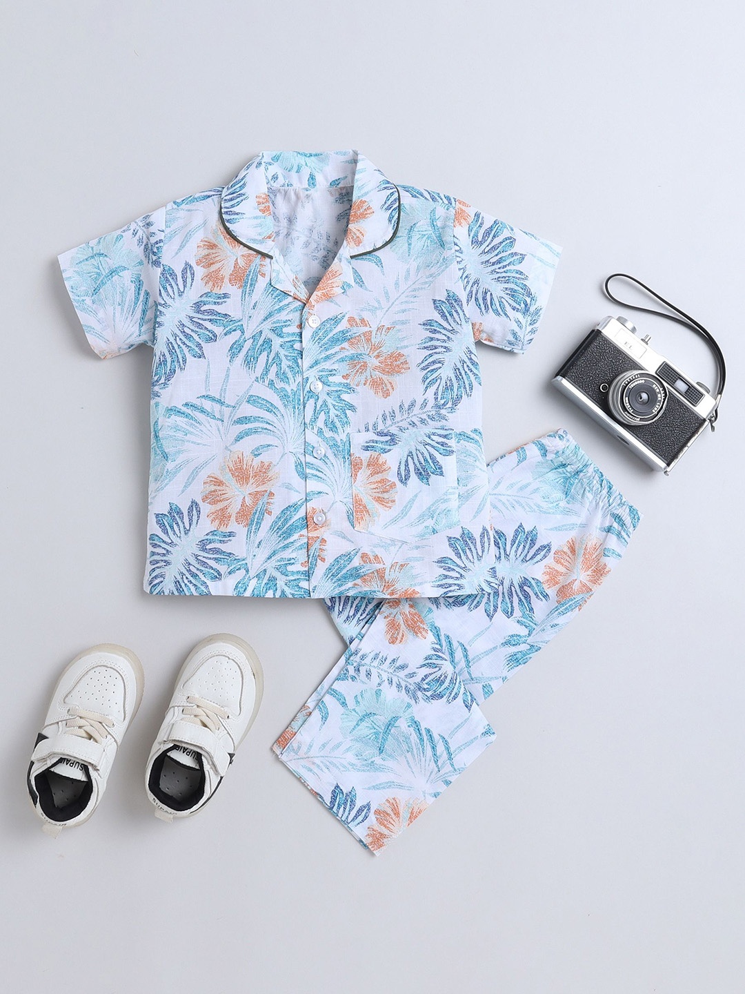 

The Magic Wand Boys Printed Night suit, White