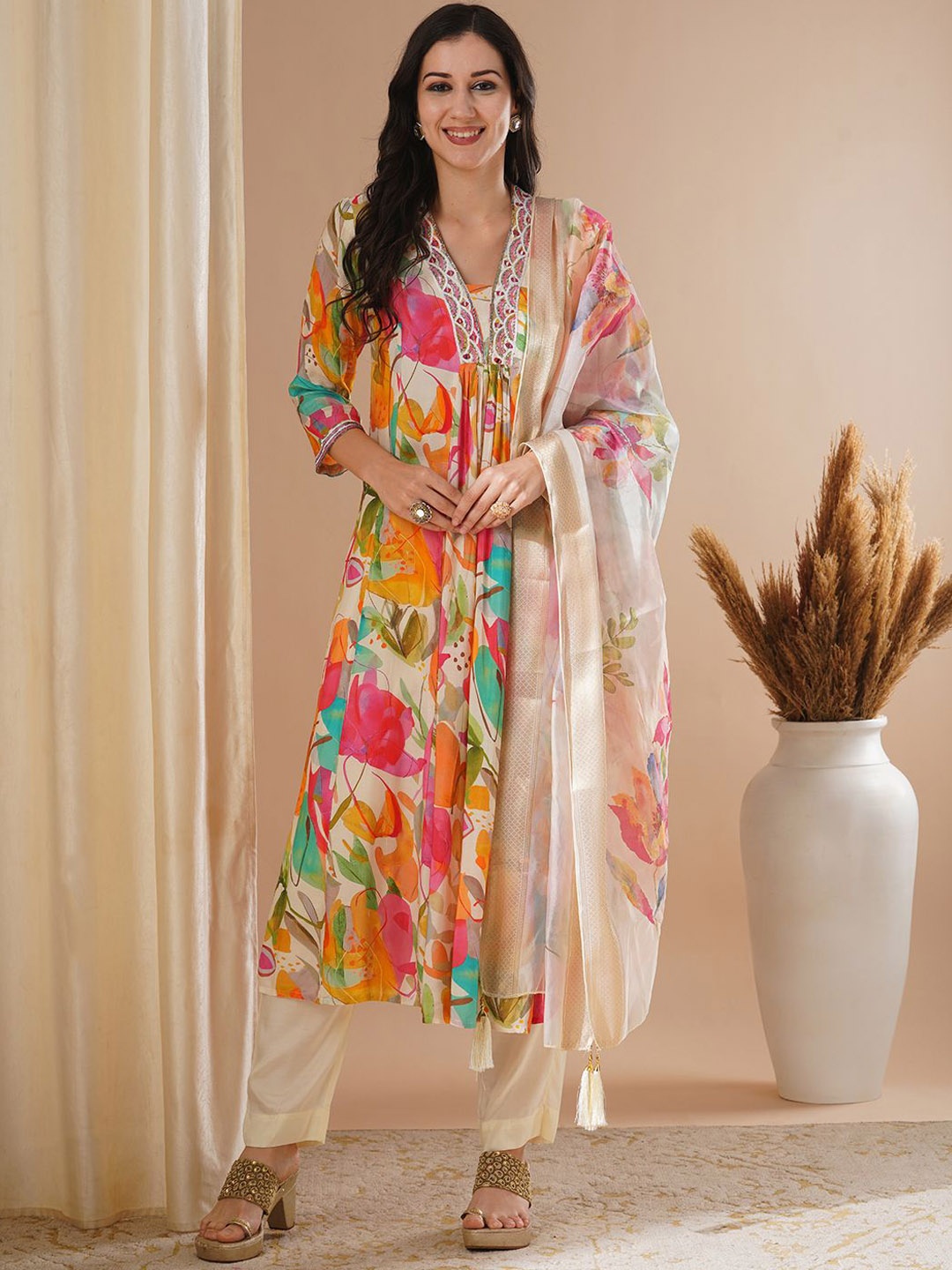 

FASHOR Floral Printed Pleated Mirror Work A-Line Kurta With Palazzo & Dupatta, Red