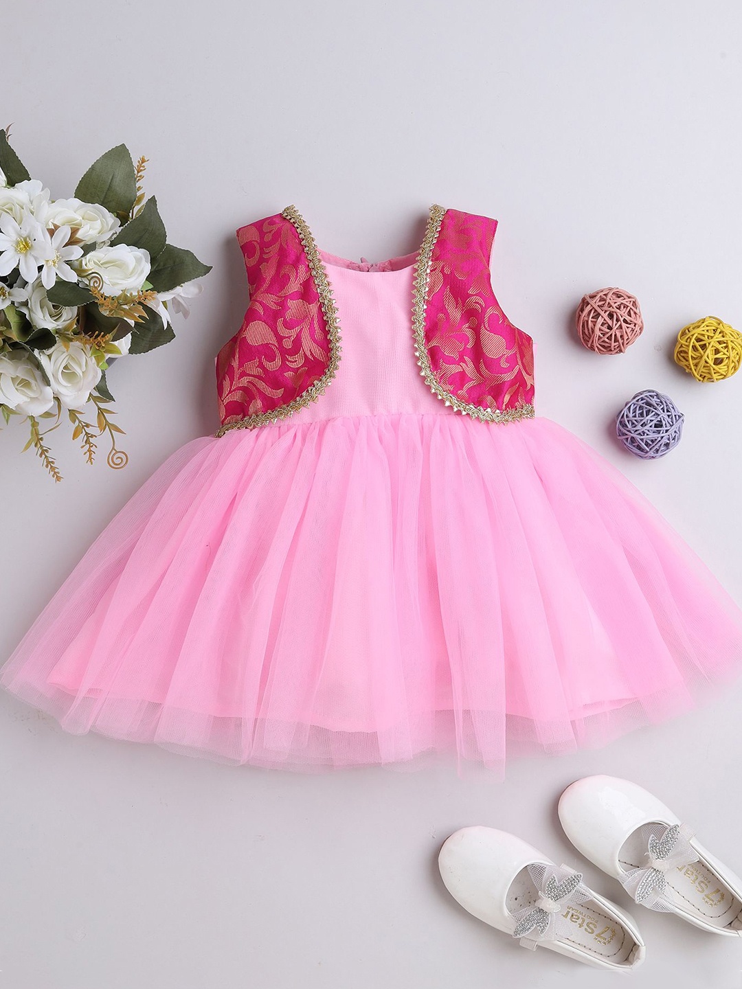 

MANY FROCKS & Girls Round Neck Sleeveless Fit & Flare Dress, Pink